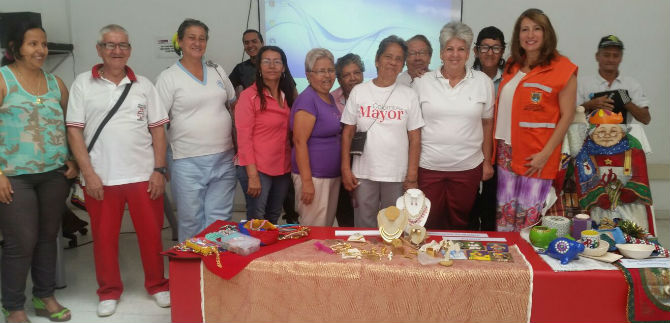 180 adultos mayores de Aguablanca recibir�n capacitaci�n