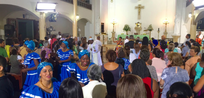 Se iniciaron las fiestas de San Pacho, cargadas  de religiosidad