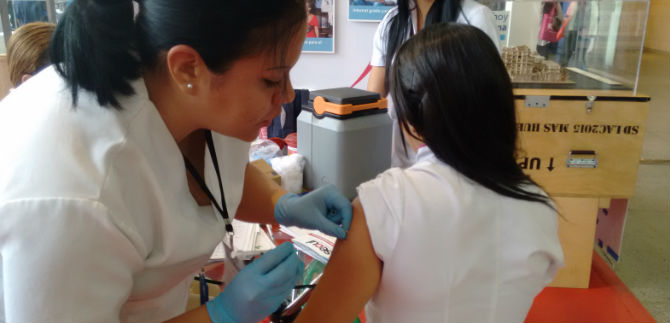 Los Centros Comerciales de Cali se unieron  a la Jornada de Prevenci�n contra el C�ncer de Cuello Uterino