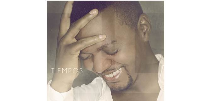 Cantante J Cadenas se presenta en los Jueves del Samn