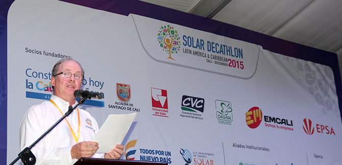 Director Internacional destaca creatividad de concursantes en la Decathl�n Solar que se realiza en Cali