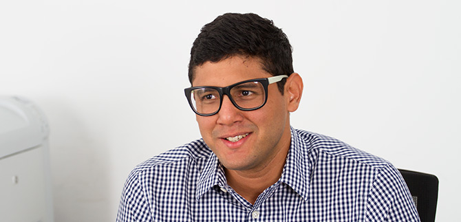 Perfil Asesor de Informtica y Telemtica,  Esteban Oliveros Montoya