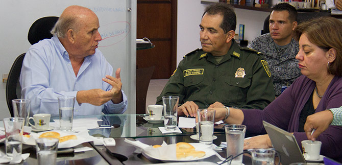 Que menores no se conviertan en el k�nder de la delincuencia: Armitage