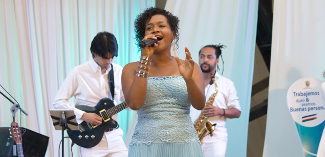 Caleos respondieron al encuentro Las Mujeres le Cantan a la Paz