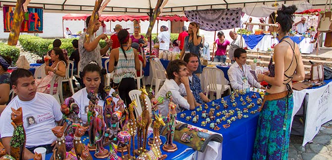 El Mercado artesanal y gastron�mico, estuvo Divino