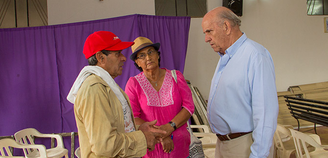 Alcalde atendi� principales necesidades de los habitantes de Golondrinas
