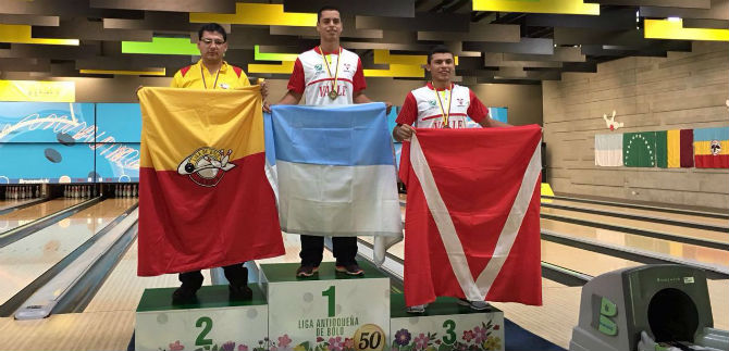 Cali vuelve a tener campe�n nacional de Bolos