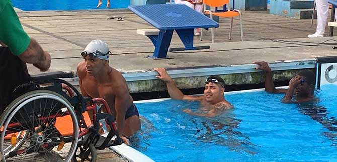 Guerreros de Oro en la primera competencia de nataci�n paral�mpica que se realiza en Cali