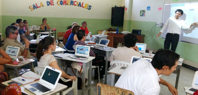 M�s de 1.000 docentes se capacitan en recursos tecnol�gicos
