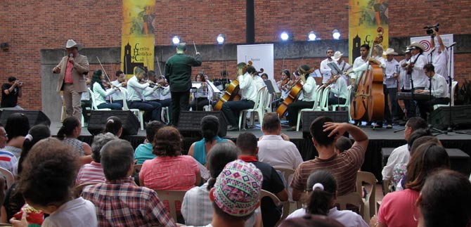 Con m�sica llanera culminaron actos por el cumplea�os de Cali