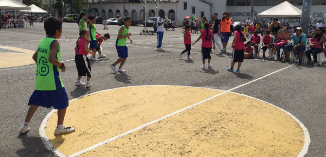 Festival Corriendo por tus Valores, con semifinales de baloncesto