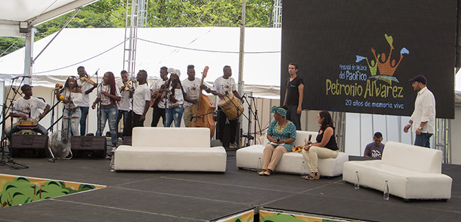 El patrimonio cultural del Pacfico se ensea a travs de los juegos y la msica infantil