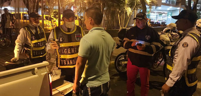 La Toma a las Comunas trabaja de madrugada. Conductores alicorados, la constante