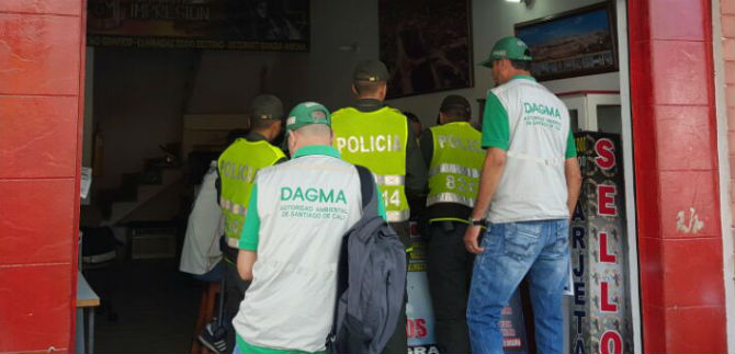 Operativos contra publicidad invasiva y exceso de ruido