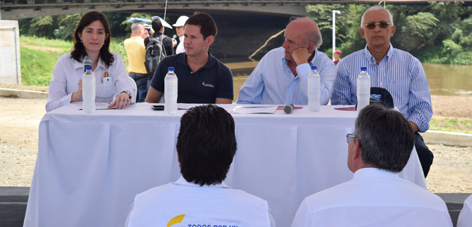 Se entregaron obras de reforzamiento de la Estacin de Bombeo Paso del Comercio