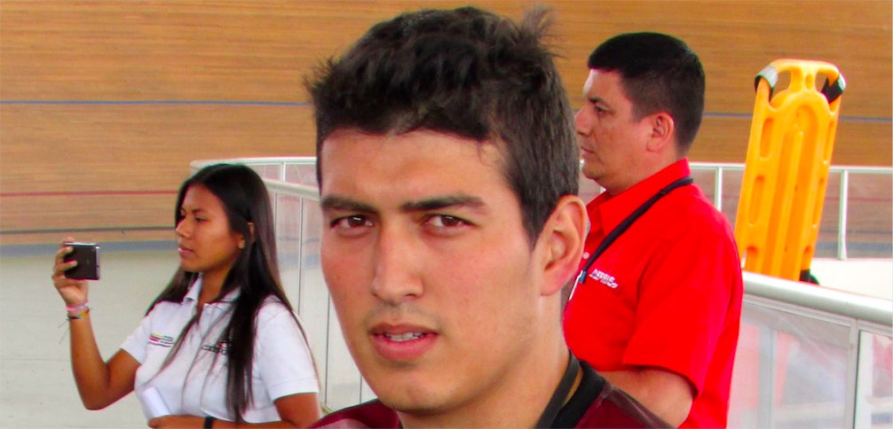 Jaime Zuluaga puso a rodar a los ni�os de la comuna 20