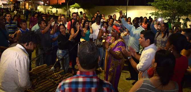 El bulevar se viste de fiesta