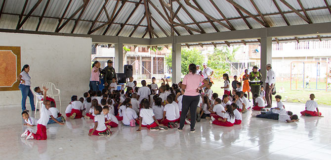 Nios de Cali se apoderan de la ciudad con el programa Cali Acoge