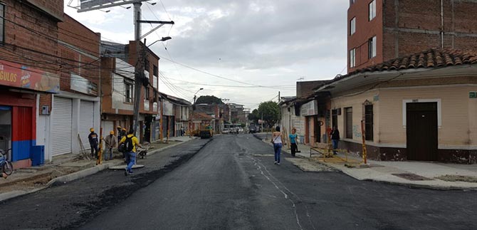 Trnsito da apertura a la Calle 9 entre Carreras 18 y 15