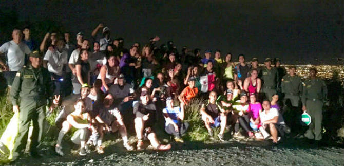 Diciembre empieza con caminata nocturna en el Valle del Lili
