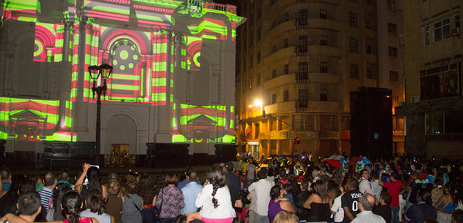 Con color y sabor lleg� el Mapping al Alumbrado Navide�o