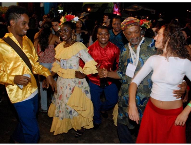 Retumba la mayor expresin del folclor del Pacfico: el Petronio lvarez