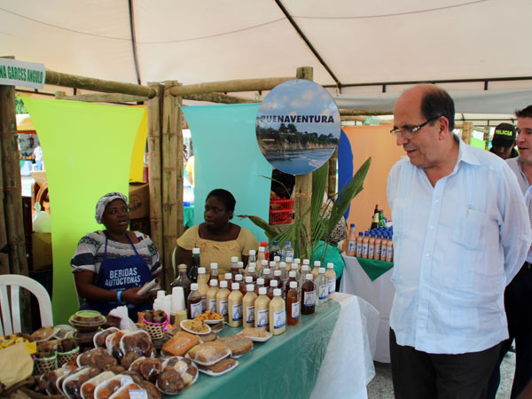 El Alcalde de Cali se goz el Petronio