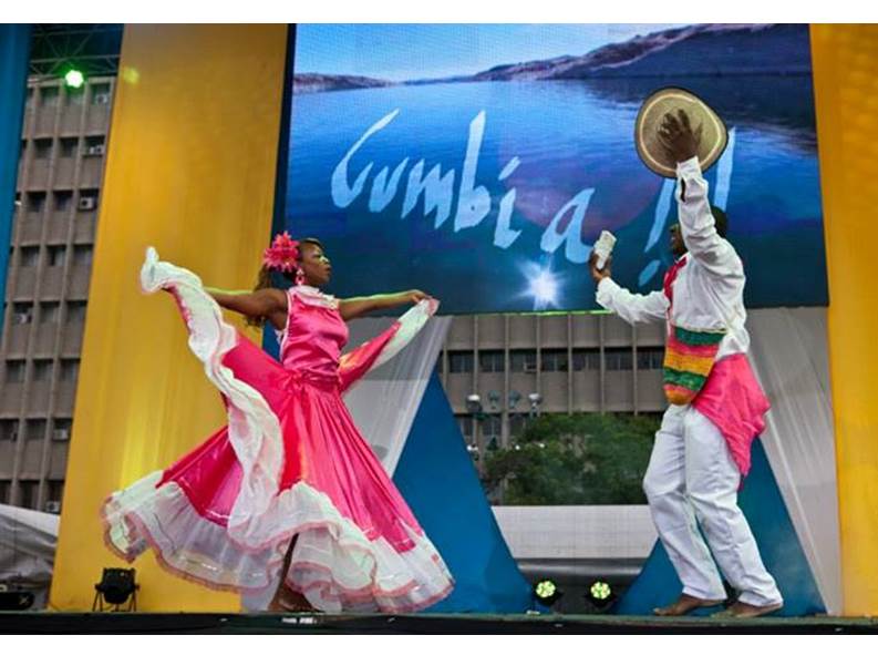 Unos 1500 espectadores acogieron el arranque de la Primera Bienal Internacional de Danza de Cali, este lunes