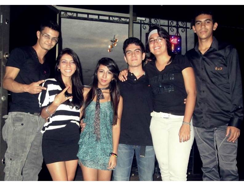 Voces de distintas generaciones entonan este Jueves del Samn, en la Audioteca Municipal