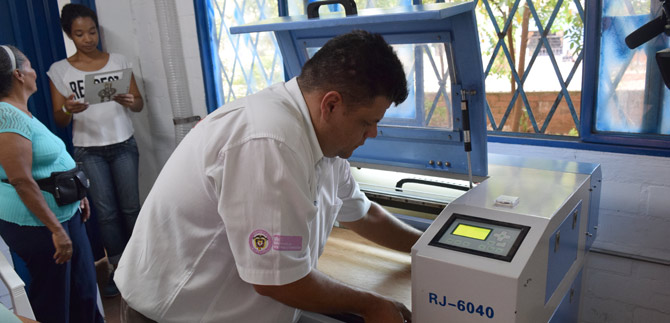Cali, l�der en tecnolog�a l�ser con el Makerlab