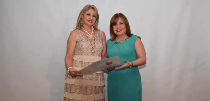 Con un sentido homenaje a magistrada cale�a concluy� IX Encuentro de Derecho P�blico