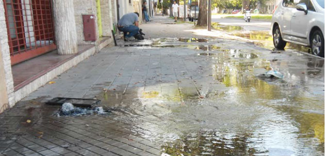 En promedio mensual, en Cali se roban 500 medidores de agua