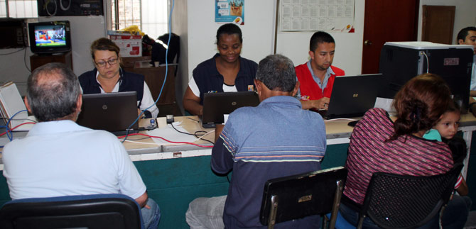 Hacienda realiza trabajo de socializaci�n y asesor�a en las comunas