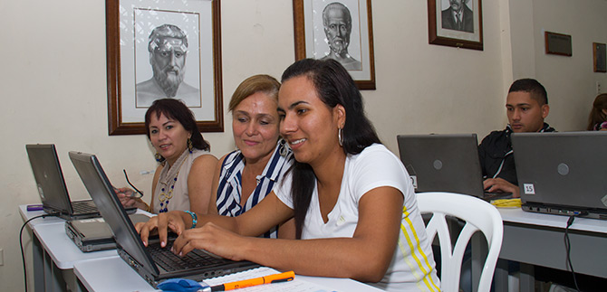 Pedagog�a de las TIC revolucionar� la educaci�n en Cali