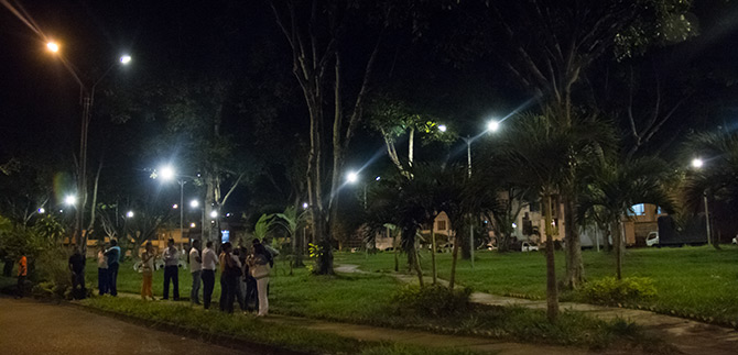 Nuevos parques y zonas verdes con luz blanca entrega la Administraci�n en El Ingenio
