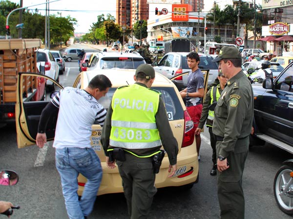 Habr� m�s operativos y se eval�an otras medidas para garantizar seguridad a los taxistas