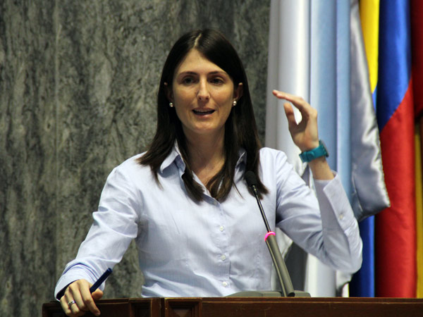 Los ciudadanos que le cumplen a Cali tienen un mes m�s para pagar el predial con el 10 % de descuento