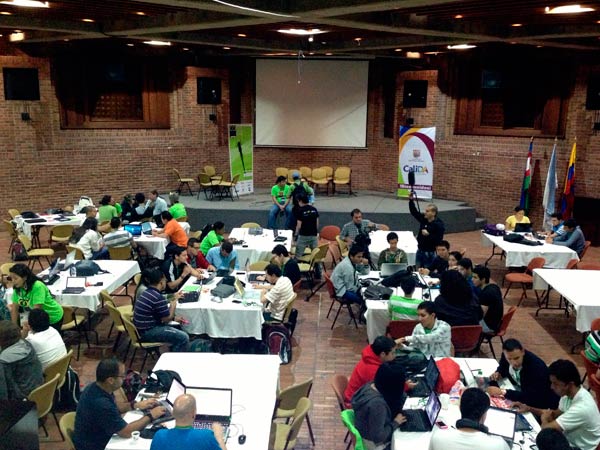 En 30 horas, cale�os crear�n soluciones tecnol�gicas a problemas de movilidad y seguridad