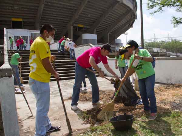 Cali sigue embelleci�ndose: jornada c�vica se desarroll� en el Coliseo El Pueblo