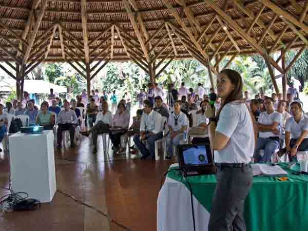 El Dagma present� informe de su gesti�n a la comunidad; zonas verdes y parques, uno de los ejes centrales