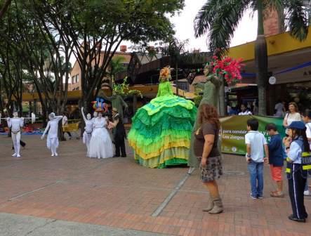 Campa�a pedag�gica del Dagma y Fanalca, presente en la inauguraci�n de los Juegos Mundiales