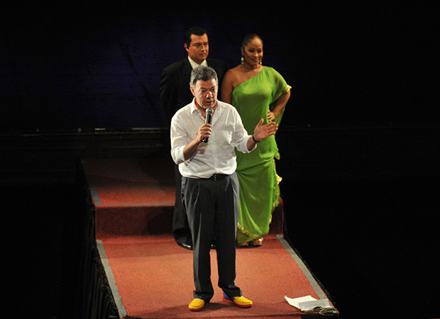 El presidente Santos se compromete con un gran centro para la salsa cale�a