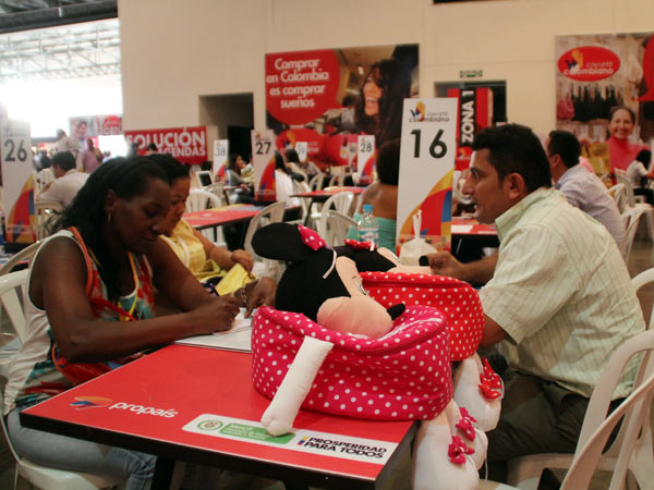 Rueda de negocios en Cumbre Afro concret� transacciones por m�s de $3000 millones