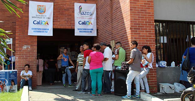 Vivienda de Cali sigue apoyando programa Lazos