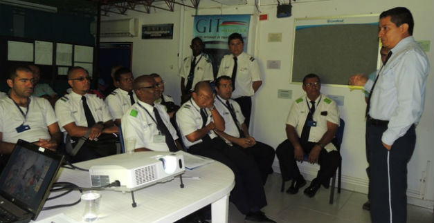 Secretar�a de Tr�nsito de Cali capacita a operadores del M�O