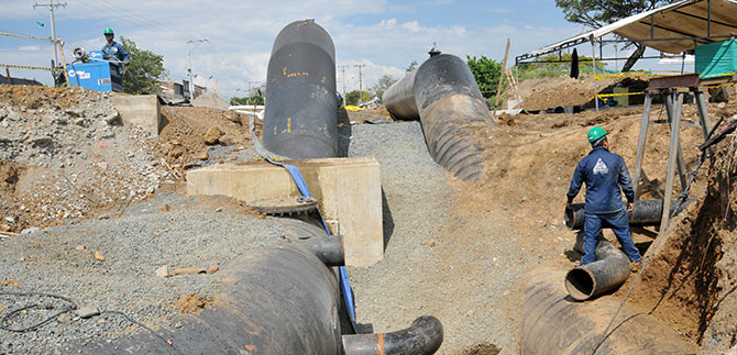Listo plan para suministrar agua, debido a empalme de red que se har� en el sur de Cali