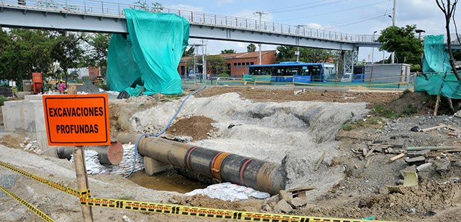 Por trabajos en tramo de la red de agua del sur de Cali, Alcalde pidi� paciencia