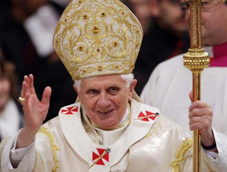 �El Papa Benedicto XVI deja un legado y ya ocupa un lugar en la historia�: Alcalde