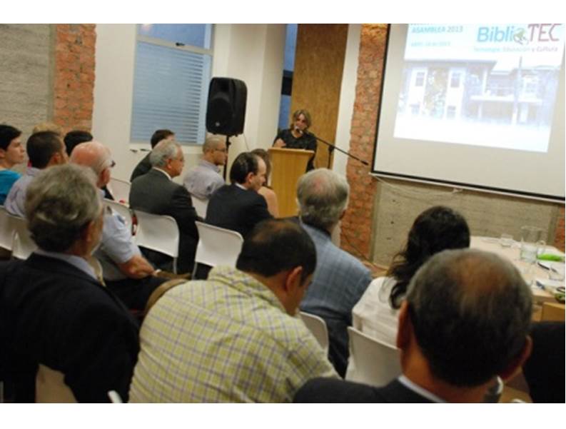 21 bibliotecas se transforman en Cali: empresarios ratifican su apoyo a la educaci�n