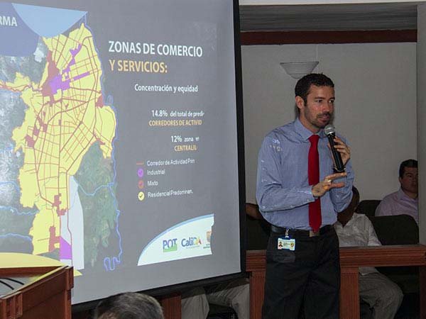 Planeaci�n atender� solicitud de las comunas 8, 10, 11 y 12 con relaci�n al POT